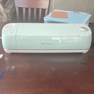 Cricut Explore Air 2 - Mint